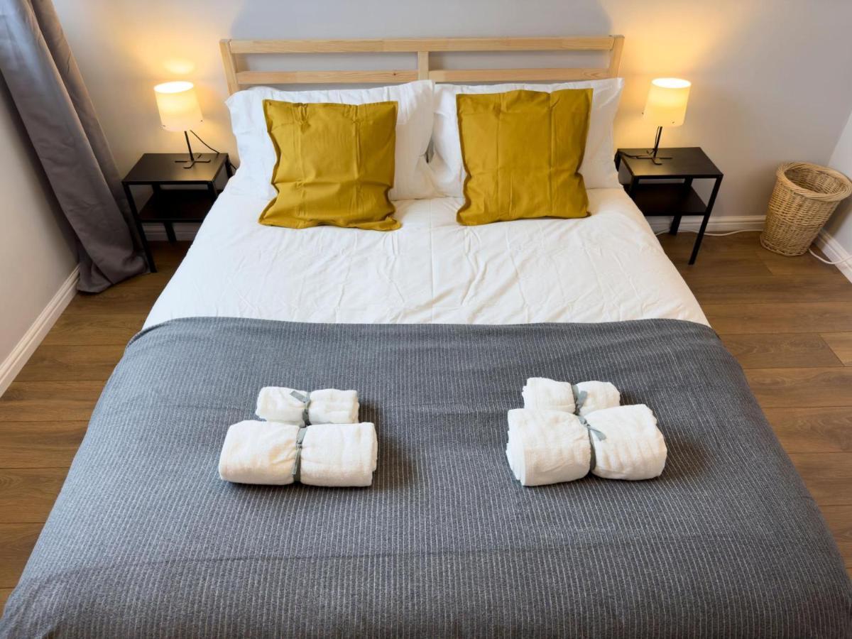 Scandi Style Apartment With Stunning Views リンリスゴー エクステリア 写真